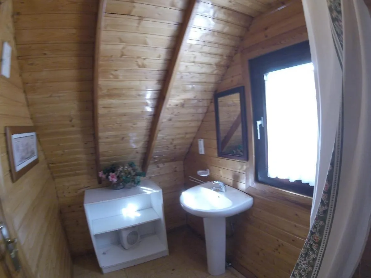 Cabana De Madera 8 Personas
